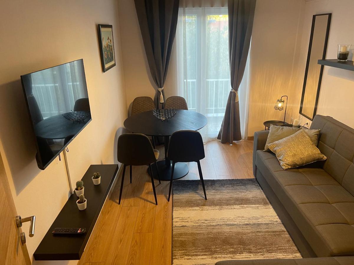 Luxury Furnished Apartment, Near The Center Gallery 55 Thessaloniki Exterior photo